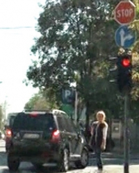 „Paparaco lov“ snimio Milana kako čini prekršaje