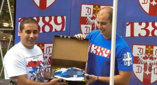 Levo: Miša Vacić