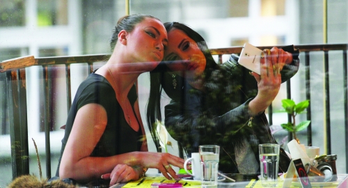 Sara Trajanović i Katarina Grujić Foto: Mitar Mitrović