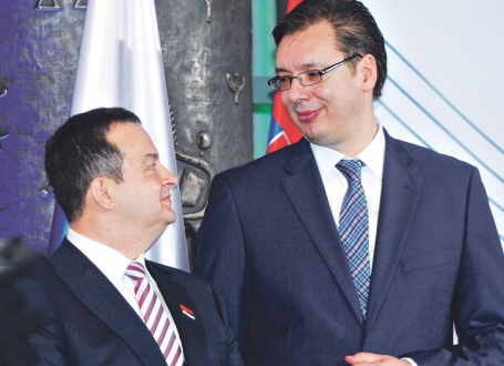 Spoljna politika i  državni sekretari prostor  za pregovore o budućoj  vladi: Ivica Dačić i  Aleksandar Vučić