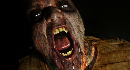 Kuc, kuc! Ko je? Zombi!