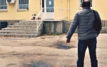 Koktel bačen na parking policijske stanice